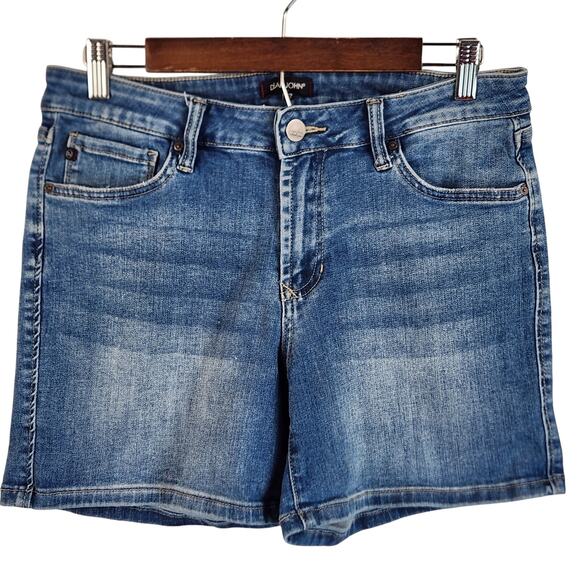 Dear John Denim Shorts Womens Size 29 Blue Medium Wash Stretch 5” Inseam EUC - Picture 1 of 15
